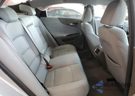 2022 Chevrolet Malibu Lt z USA, uszkodzony, nr VIN 1G1ZD5ST1NF111444